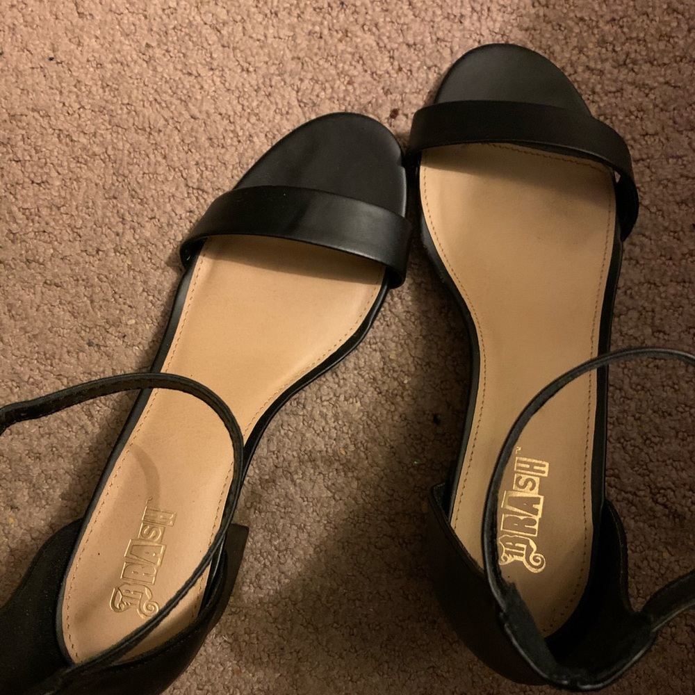 Black straps sandals